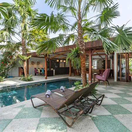 Villa Gambar - Comfortable Modern Mix 3Br Villa With Large Private Pool, 10 Minutes To The Beach
